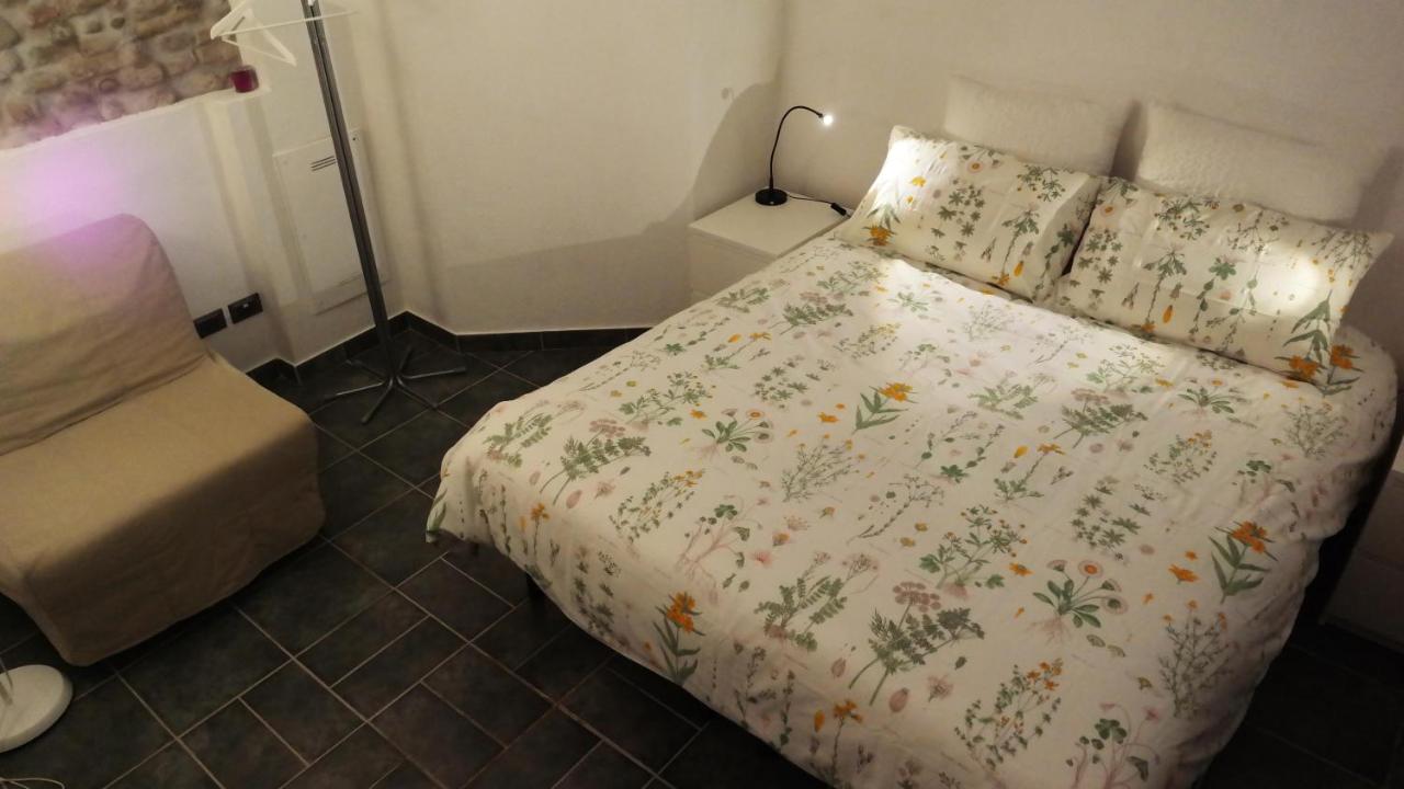Doppel-/Zweibettzimmer mit Gemeinschaftsbad