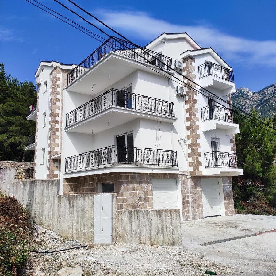V&L Apartman - B&B