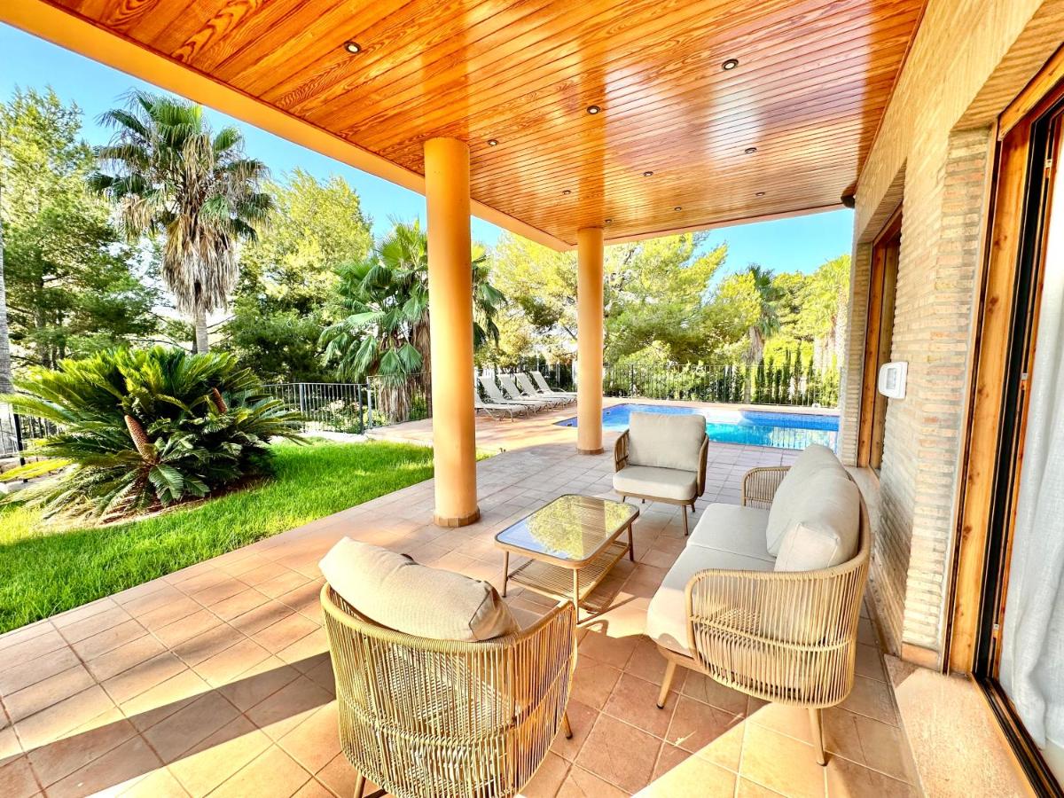 Villa El Bosque Luxury Retreat - B&B Chiva