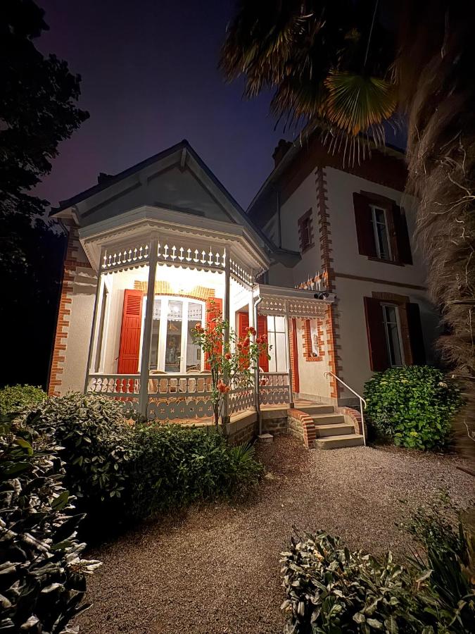 Villa Le Zéphyr - Charme, confort et tranquillité à 200m de l'océan - B&B Pornic