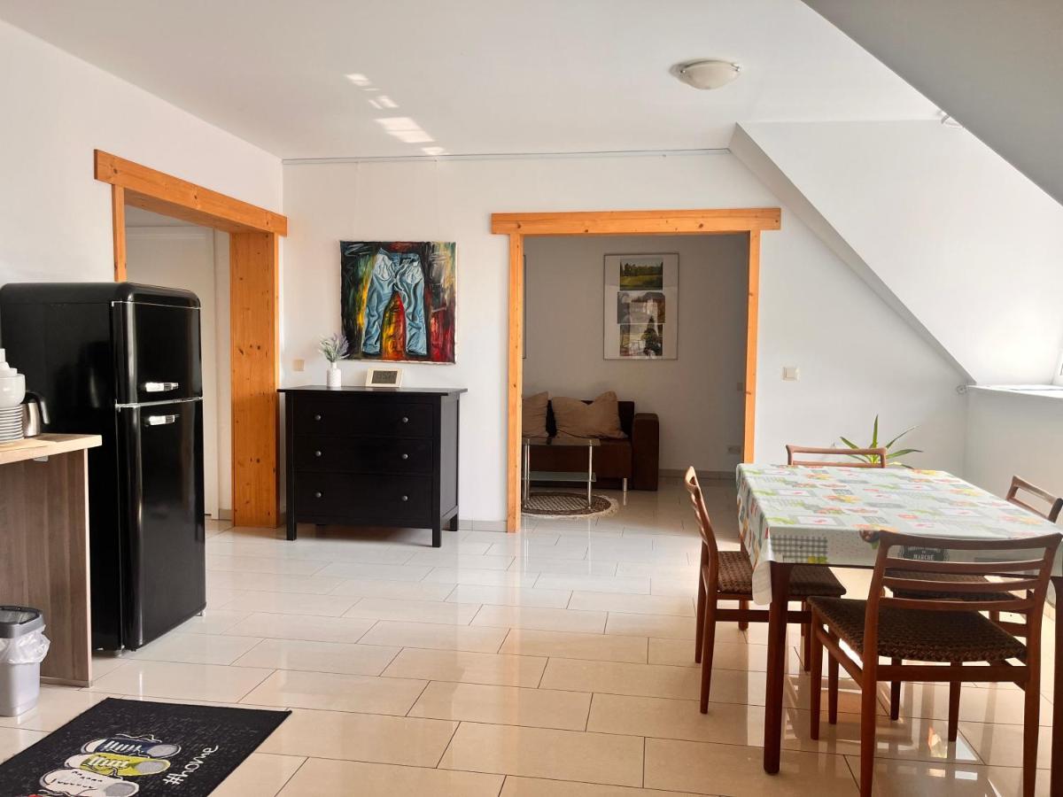 Apartment mit 1 Schlafzimmer und Dusche