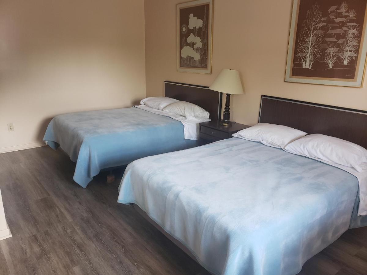 Georgian Inn Motel - Bed and Breakfast Wasaga Beach