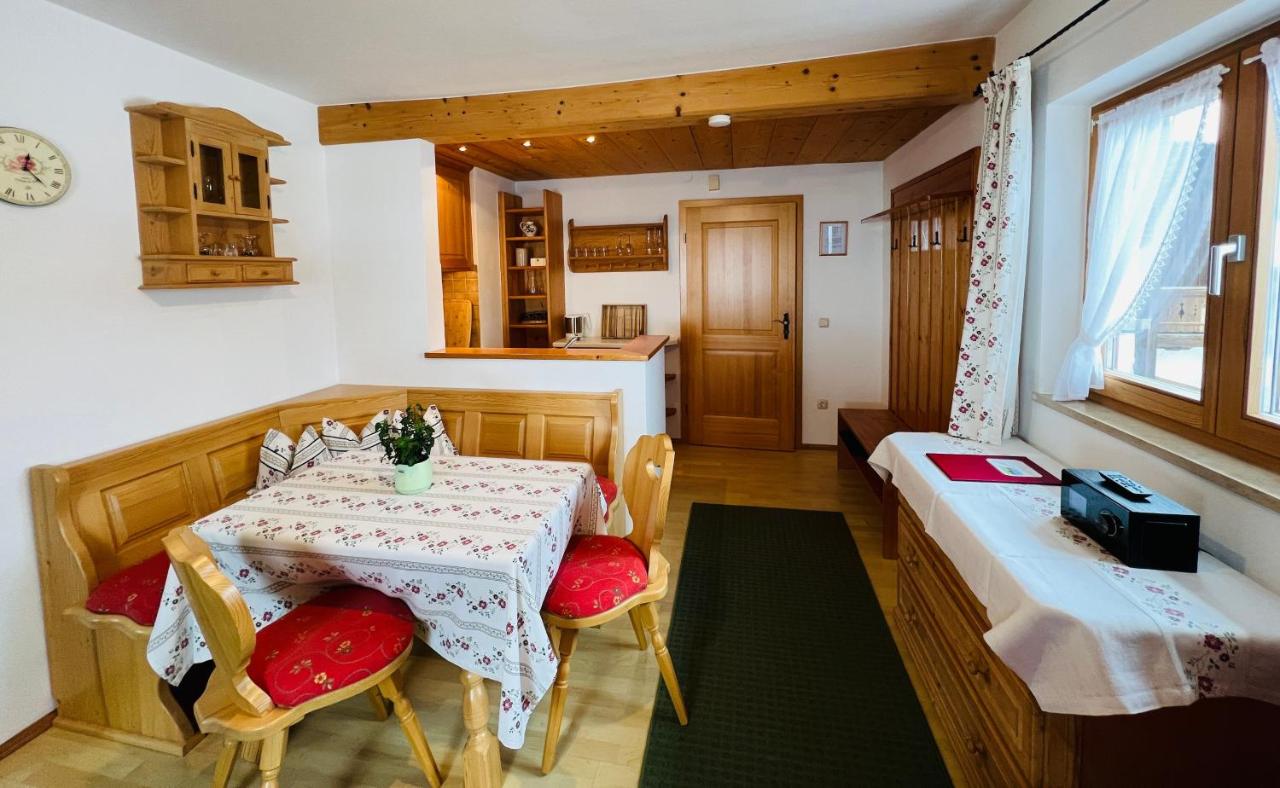 One-Bedroom Apartment with Balcony