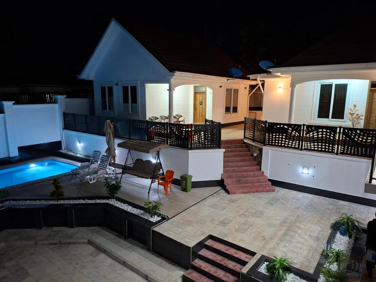 Serene BnB - Apt 03 Makongo after Mlimani City - B&B Dar es Salaam
