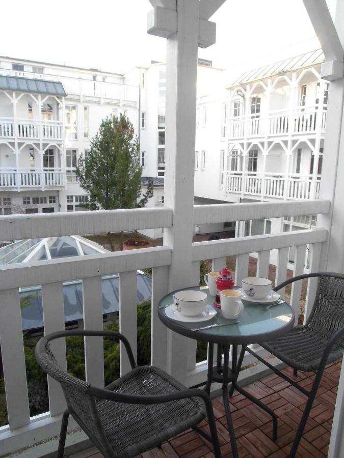 Apartment mit Balkon