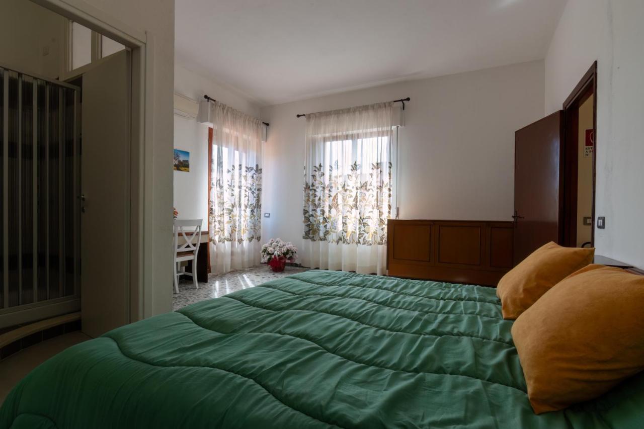 Dreibettzimmer mit Terrasse