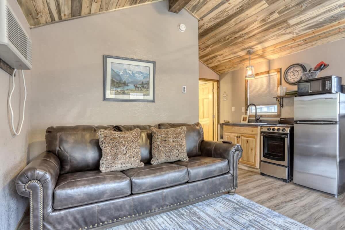 Granite Peak Getaway - B&B Keystone