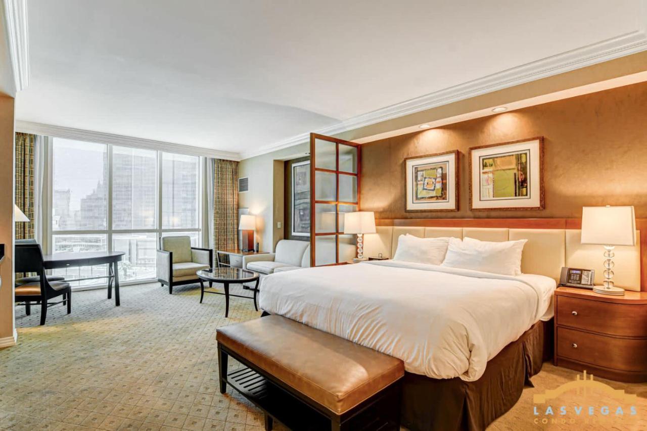 MGM Signature-07-703 Strip View Jacuzzi Studio - B&B Las Vegas