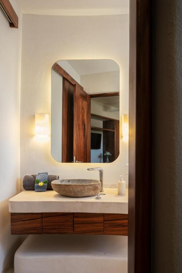 Two-Bedroom Deluxe Apartment with Ocean View