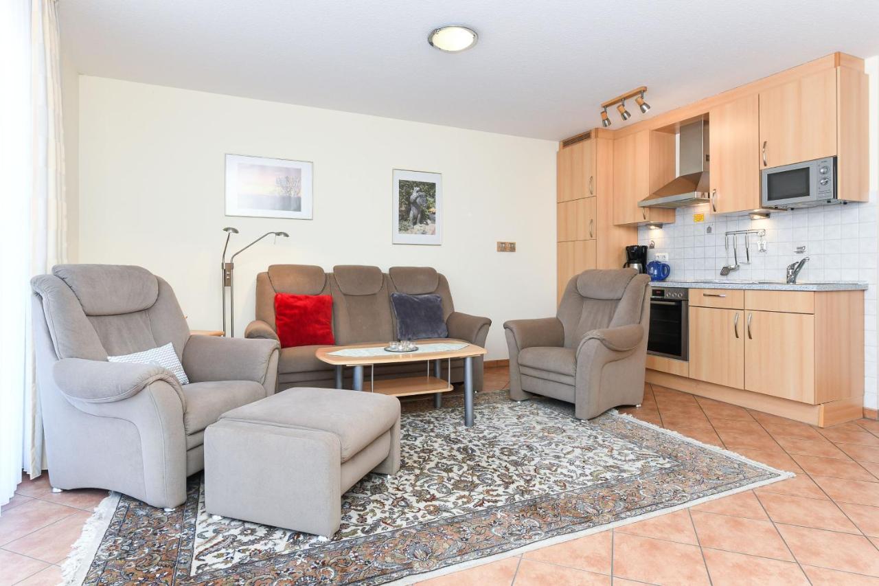 Apartment mit 2 Schlafzimmern und Dusche 