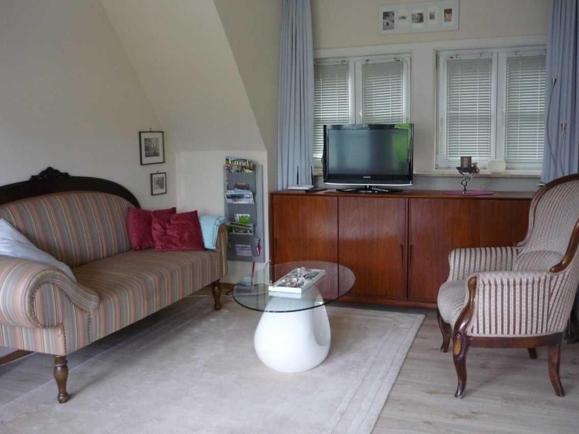 One-Bedroom Apartment with Terrace