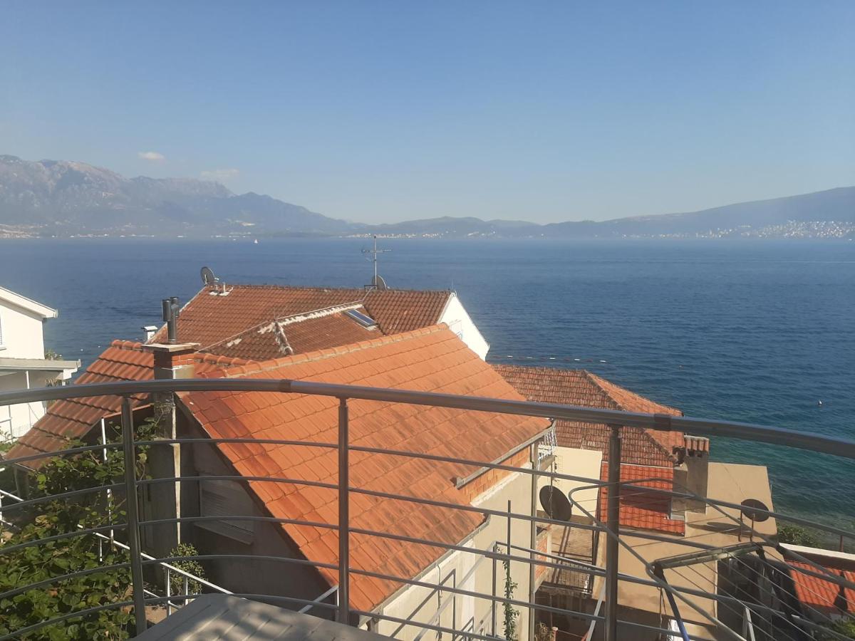 Апарты в Биеле 80 м от моря - Bed and Breakfast Bijela