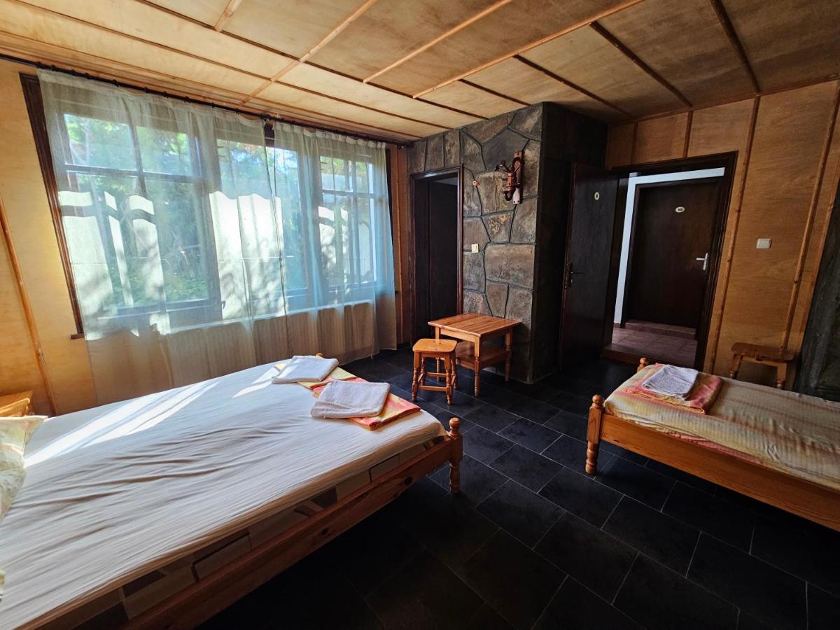 Habitación Triple Básica