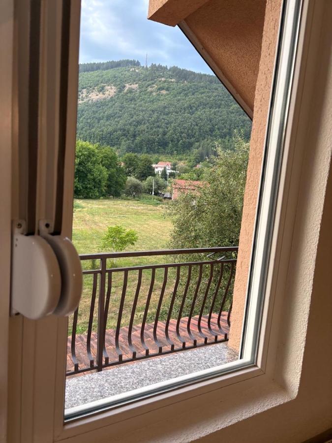 Double Room with Mountain View