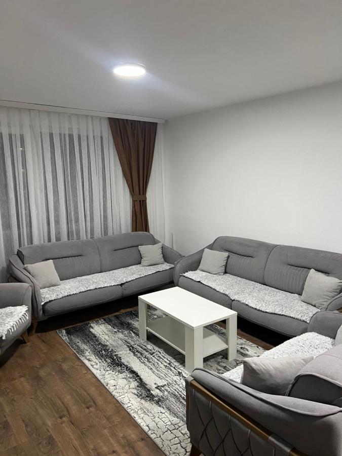 Fushkosov - Bed and Breakfast Kosovo Polje