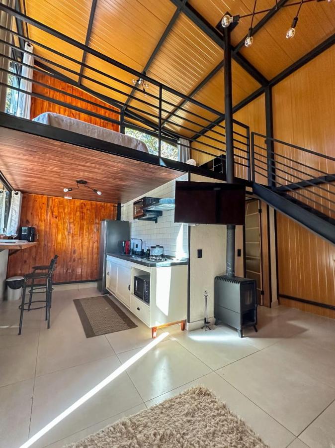 Chalé Vale dos Vagalumes, Gonçalves, Minas Gerais - B&B