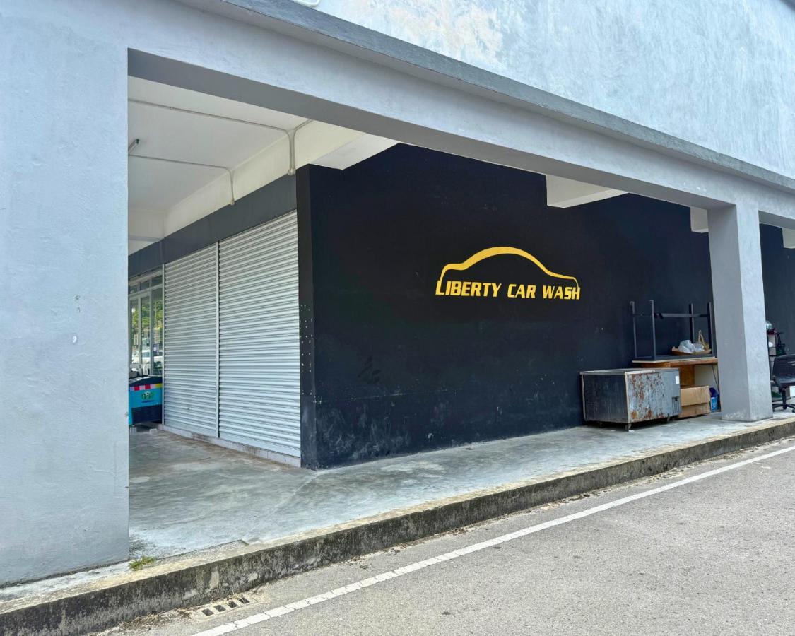 Staycation Homestay 76 Liberty Grove Near Airport - Bed and Breakfast Kuching