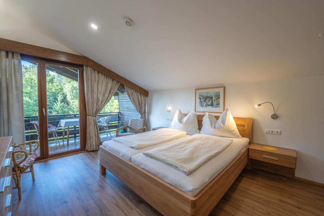 One-Bedroom Apartment with Balcony