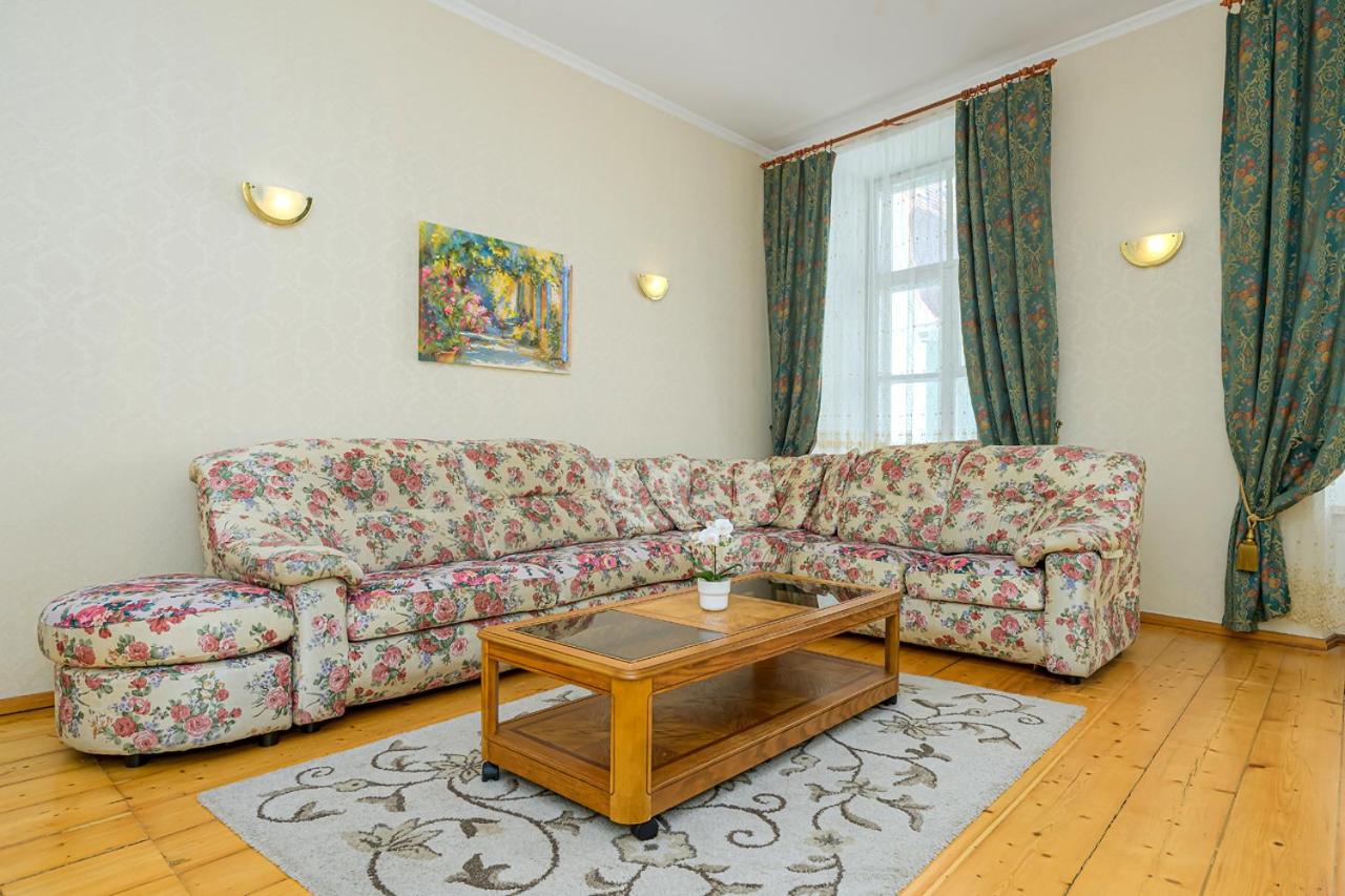Silent Old Town Apartment - B&B