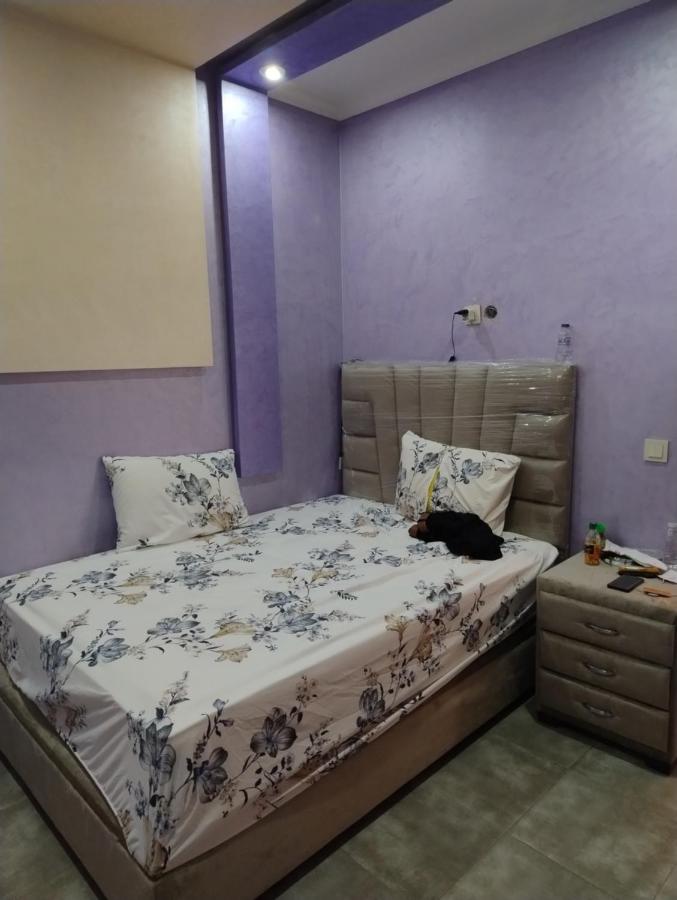 appartement neuf jolie meublé neuf calme et surveille a 10 min de l'aéroport et centre ville - B&B Marrakech