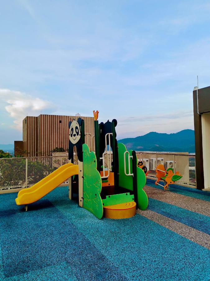 Youth City Nilai near KLIA,USIM, INTI with pool - Ferienwohnung Kampung Baharu Nilai