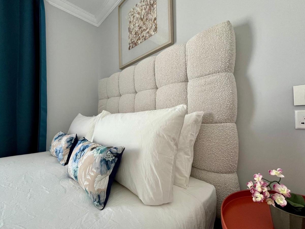 Sliema Trendy Rooftop Pool House - Ferienwohnung Sliema