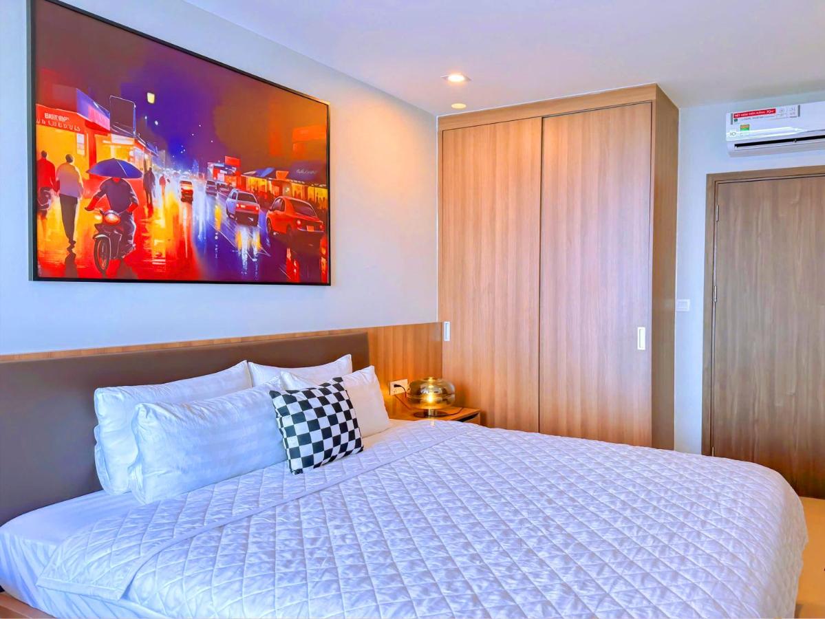 One-Bedroom Apartment - Oceanfront
