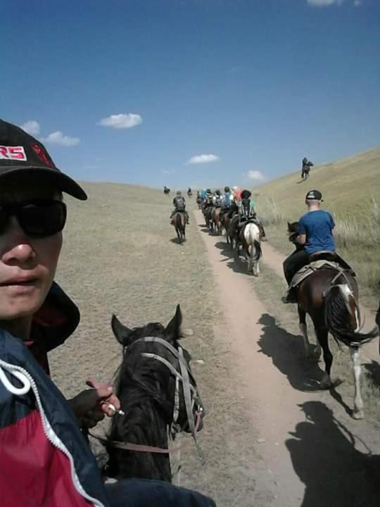 Horse riding&Kyzart Homestay - B&B Dzhangyaryk