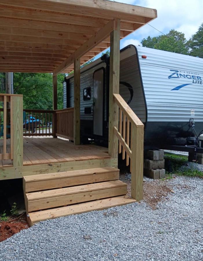 Camper only 2 Min to the Lake! - B&B
