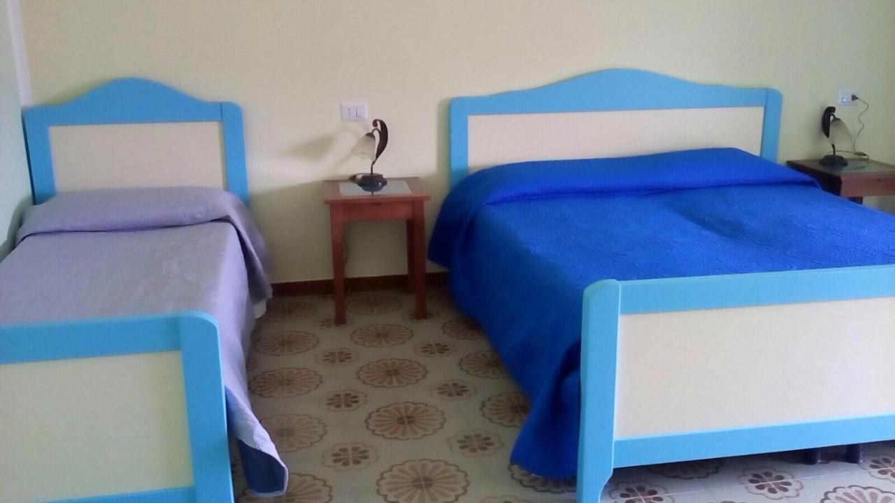 B&b La Scogliera - B&B Le Castella