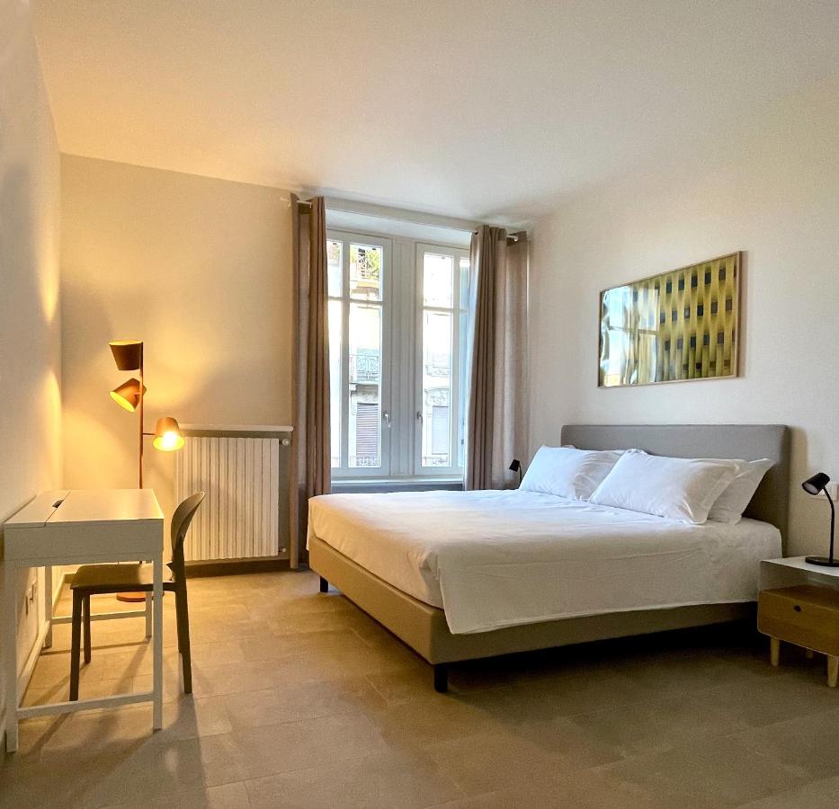 One-Bedroom Standard Apartment