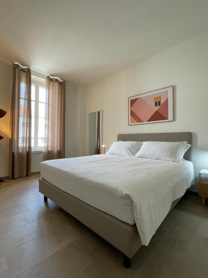 One-Bedroom Standard Apartment