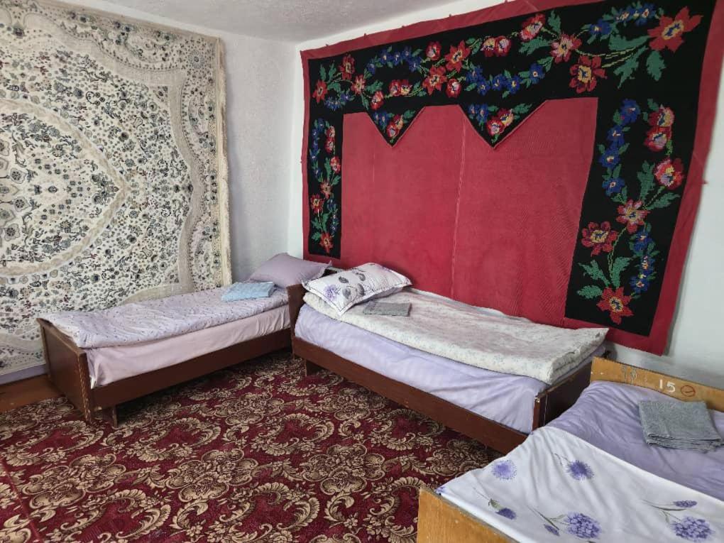 Vierbettzimmer mit Gemeinschaftsbad