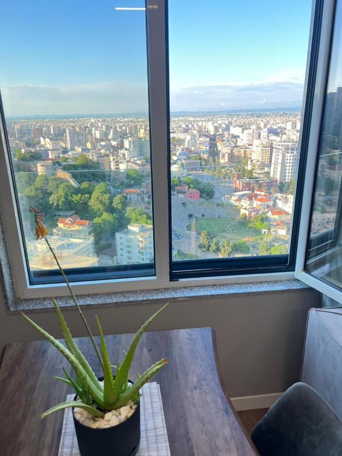 Stylish Sky Apartment Romantic Sea & City View - Ferienwohnung Durrës