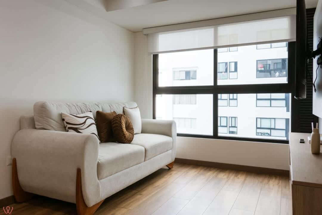 Modern 1BR City View & Gym in San Isidro - Ferienwohnung Lima