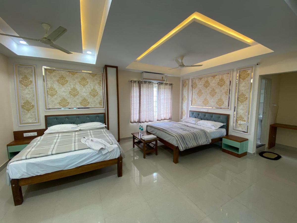 Suvarna RR residency - B&B Hassan