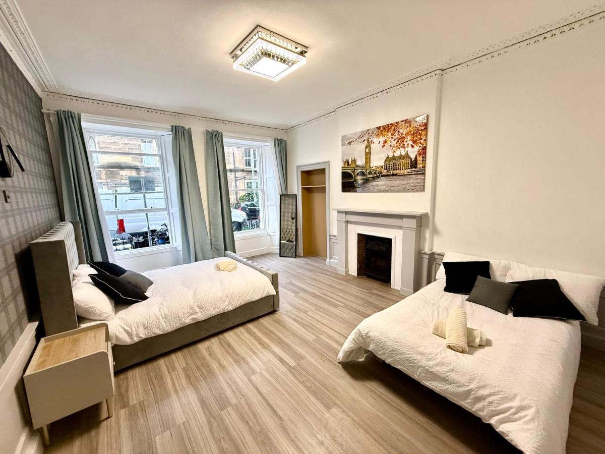 Montagues Luxury Victorian Apartment - Fast WiFi & Central Edinburgh - Ferienwohnung Edinburgh
