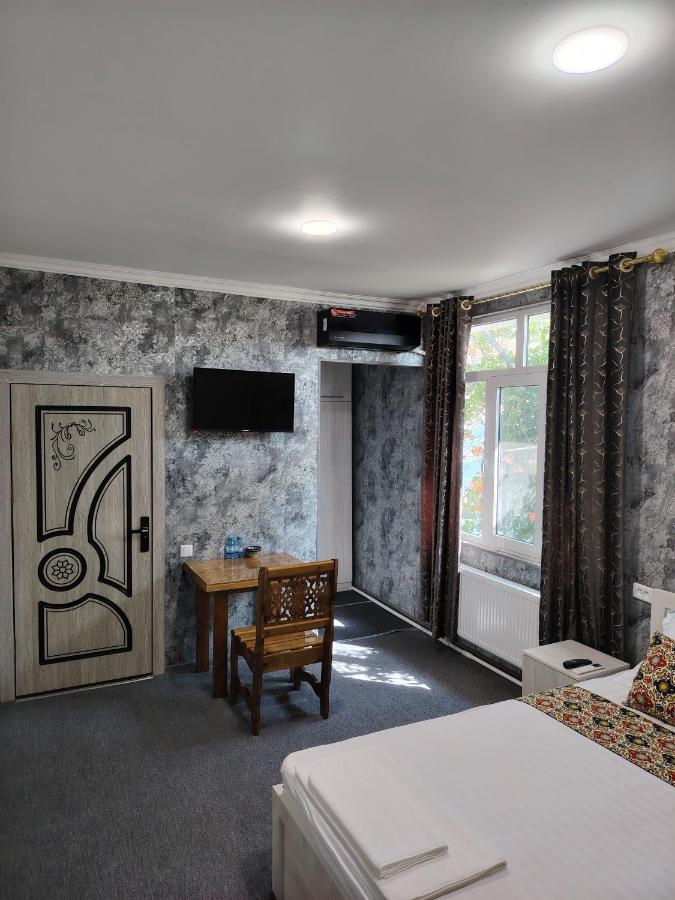 Deluxe Double Room with Shower