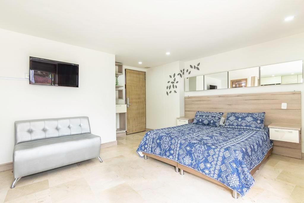 NUEVO precio especial por lanzamiento 1 a 4 personas Poblado - B&B Medellín