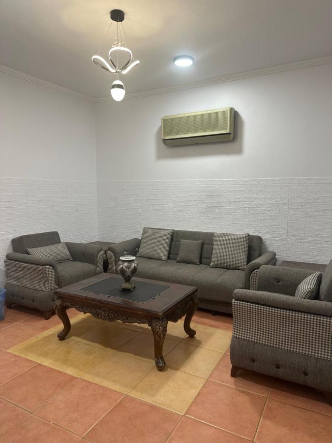 Appartamento Monolocale con 2 Camere da Letto