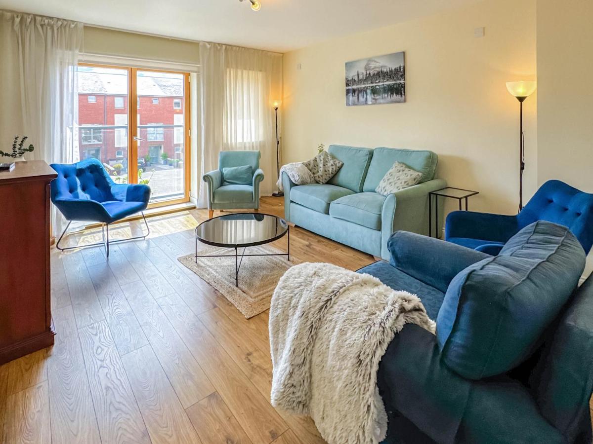 Marina Escape - B&B Swansea