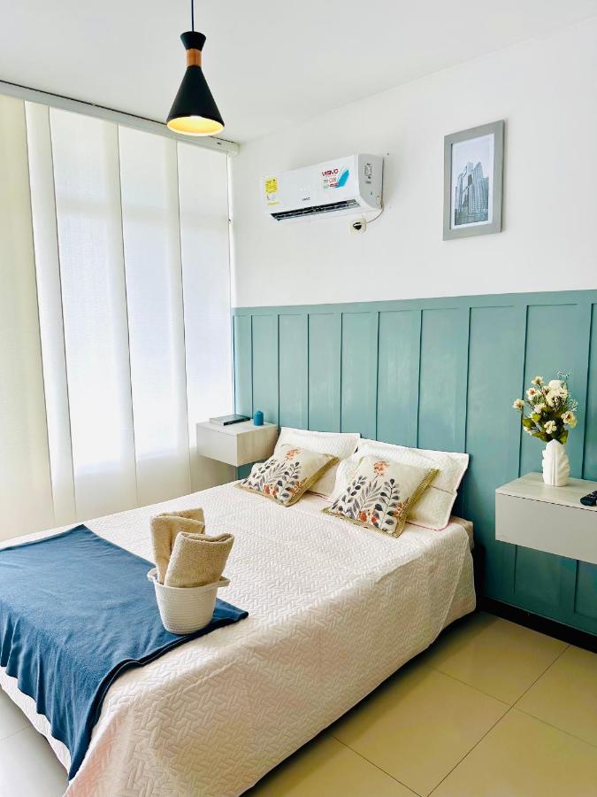 Moderno y lindo apartamento de 3 habitaciones cerca al aeropuerto - B&B