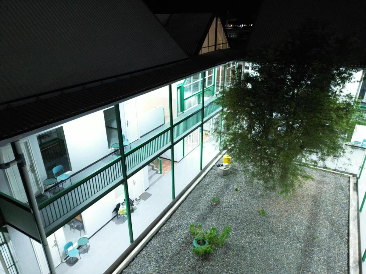 Passifika Sumbawa Guesthouse - Chambres d’hôtes Maluk