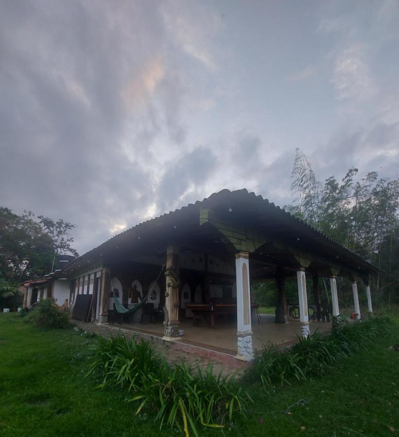 Grande y hermosa casa de tapia - Bed and Breakfast San Carlos