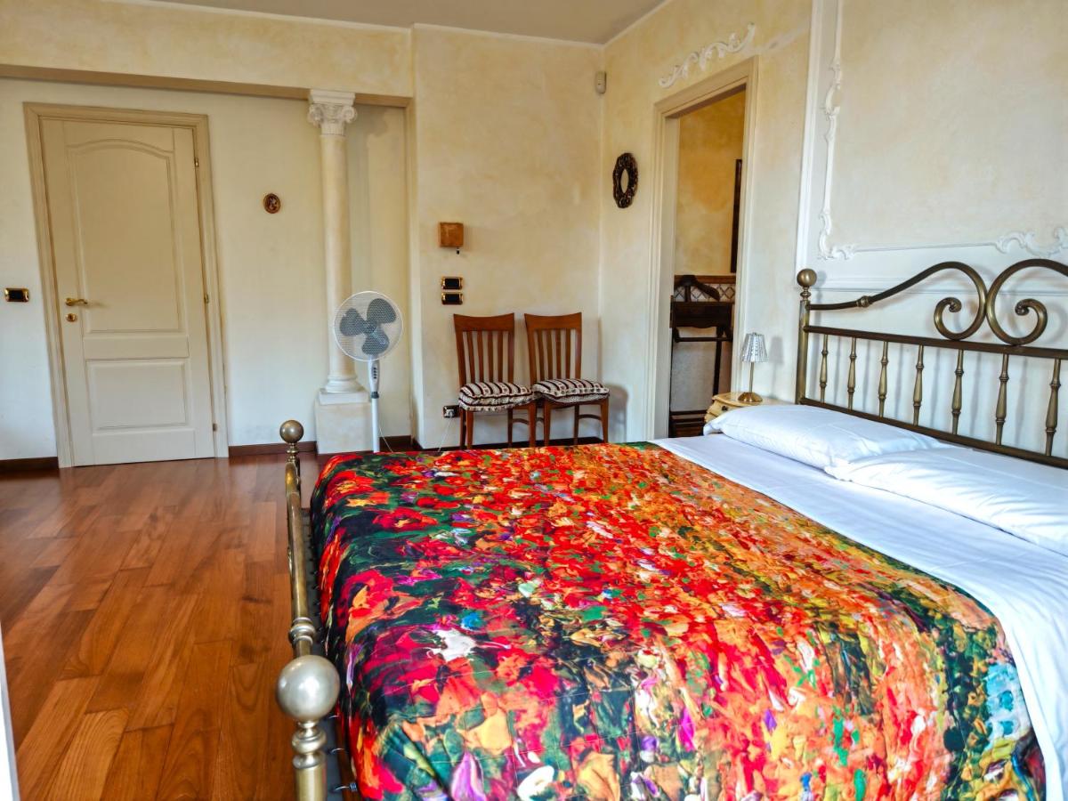 Family Room with Terrace with Internal Bathroom