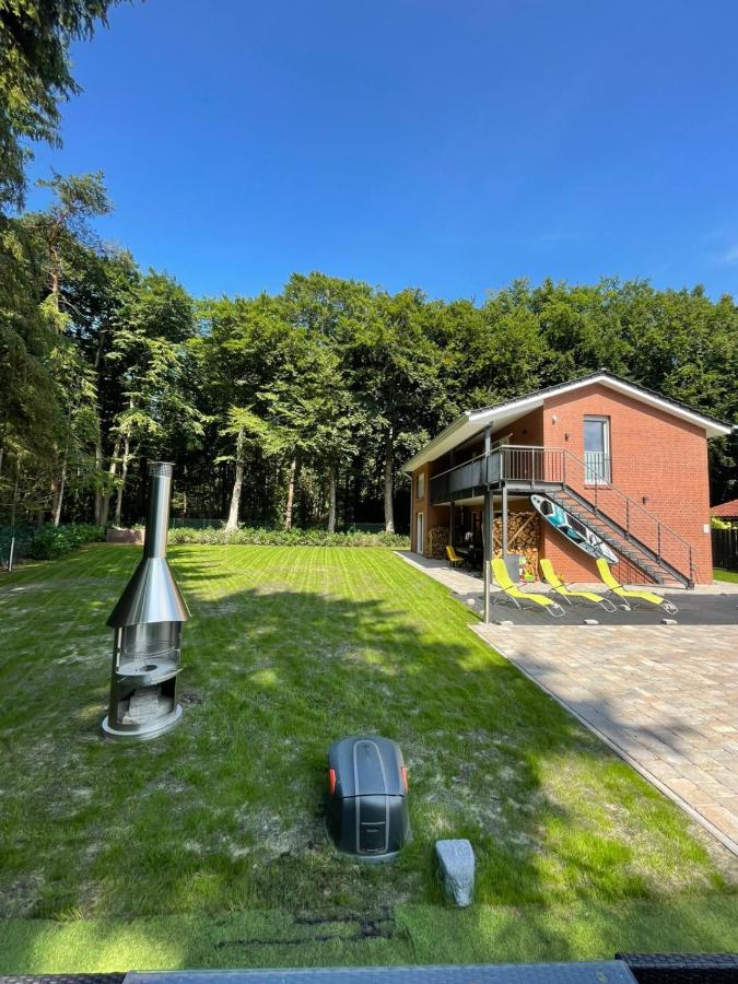 Modernes Haus am See, Ferienhaus Gavner im Seepark Lehe - Ferienwohnung Wiefelstede