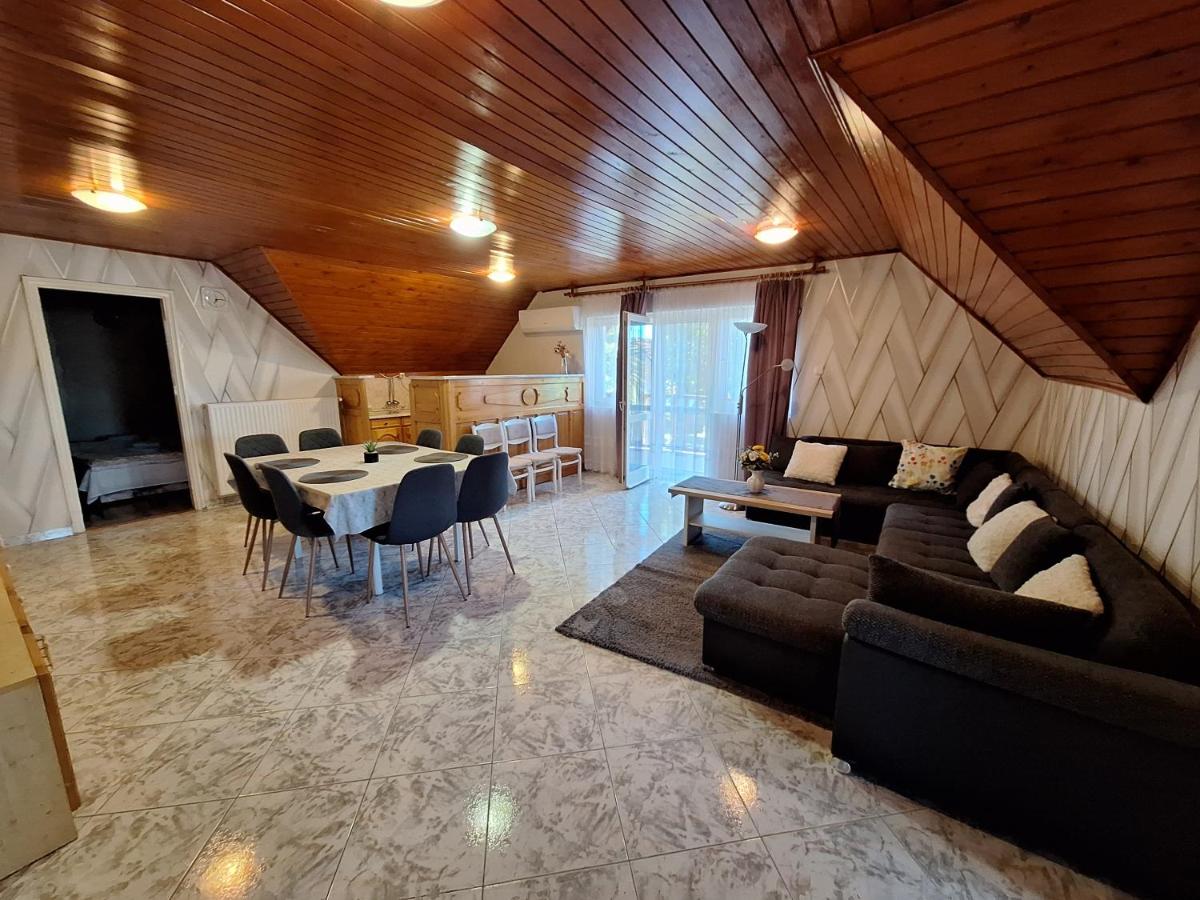 Appartamento Loft con 4 Camere da Letto