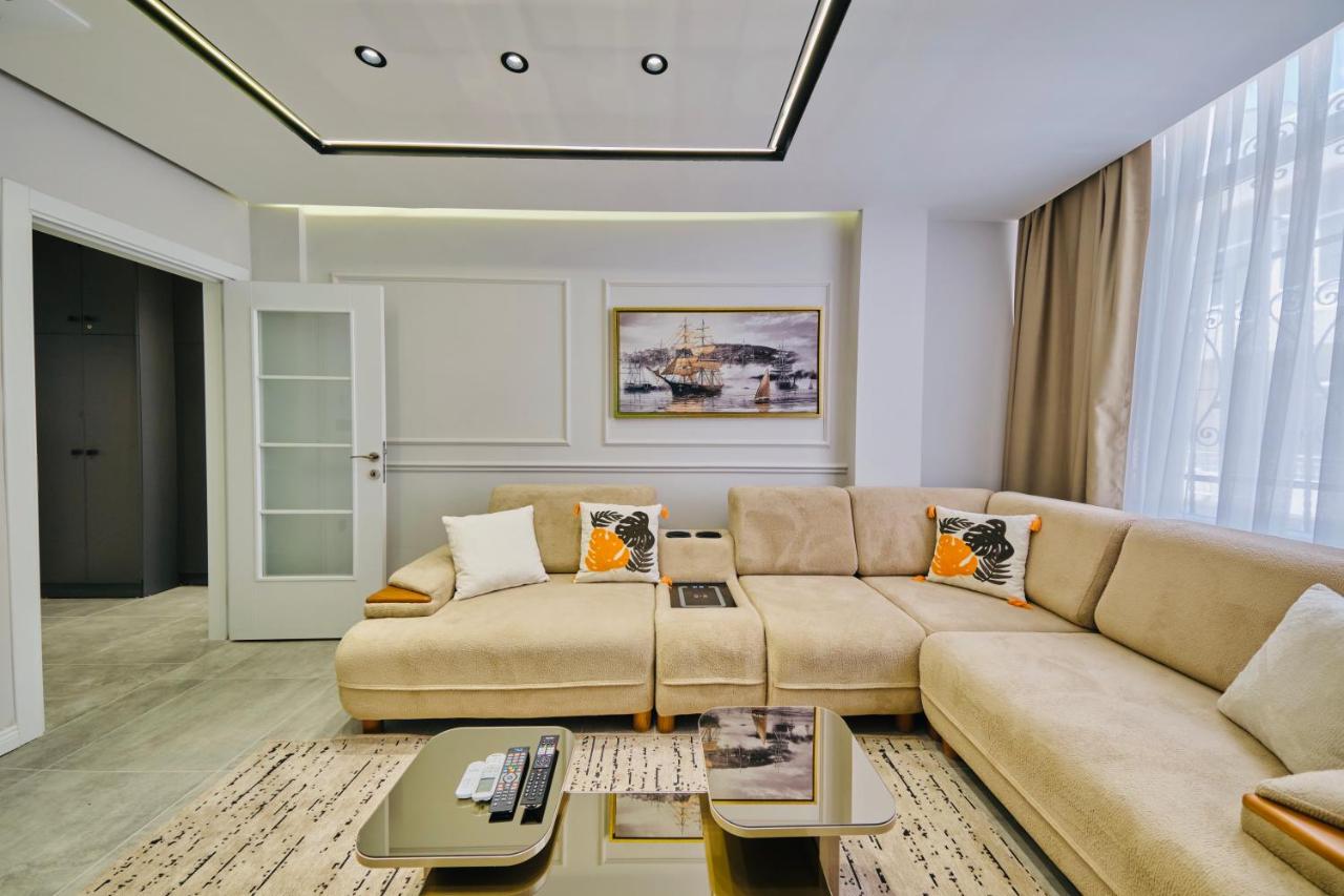 2 plus 1 fully equipped air conditioned apartment in Taksim square - B&B Istanbul