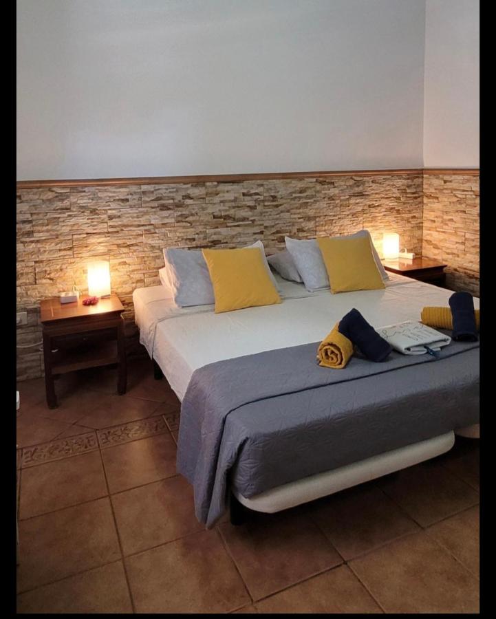 Double or Twin Room with Shared Bathroom