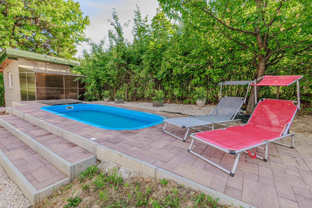 Liget Guest House - B&B Pázmándfalu
